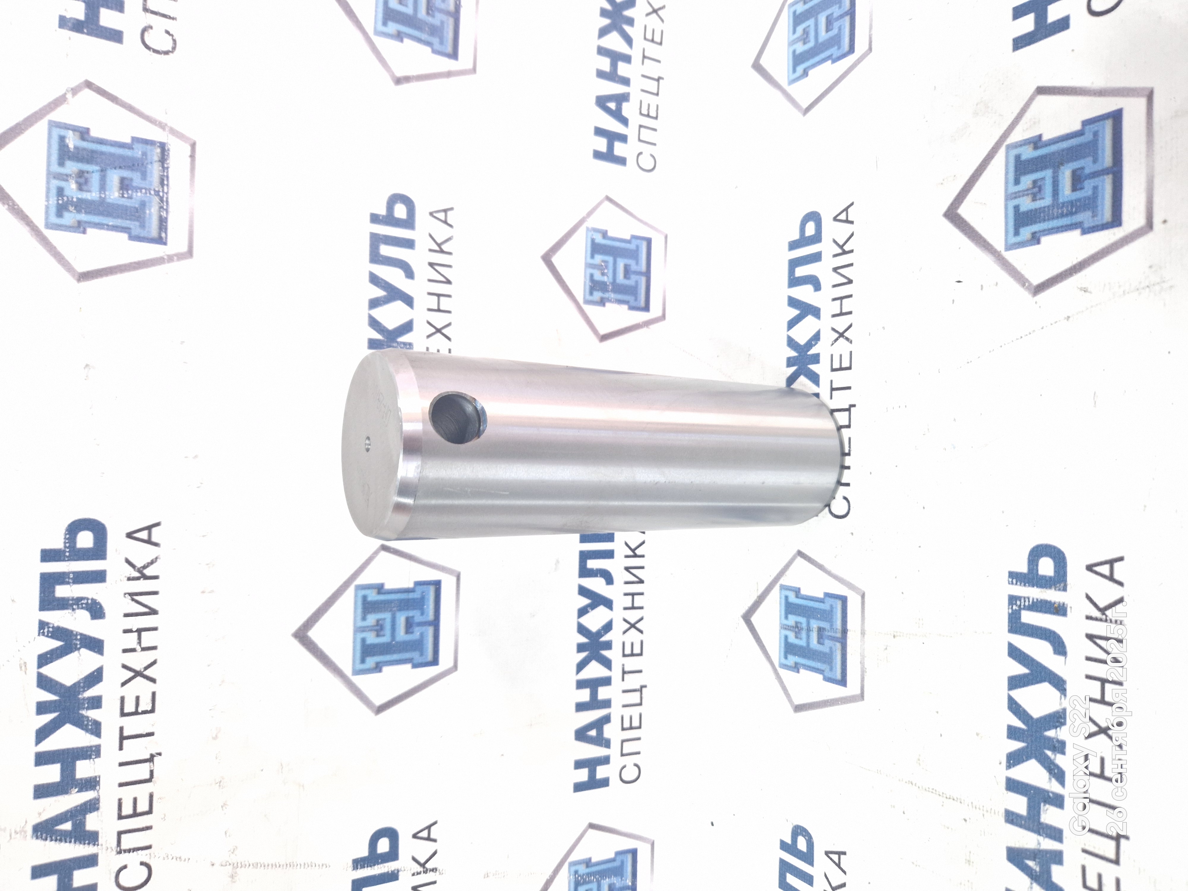 Палец гидроцилиндр-рукоять XE180