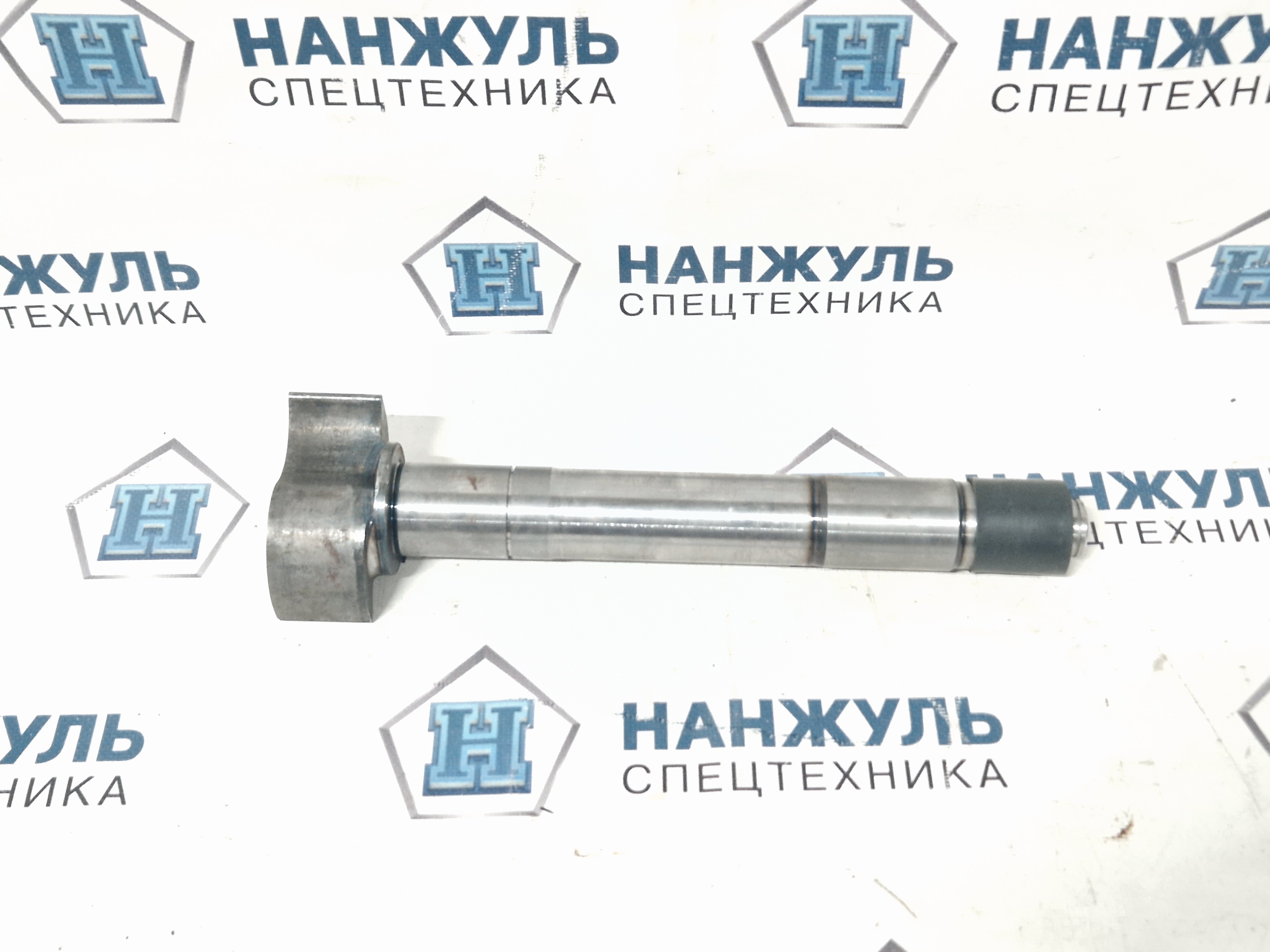 Распредвал тормозной XCT25