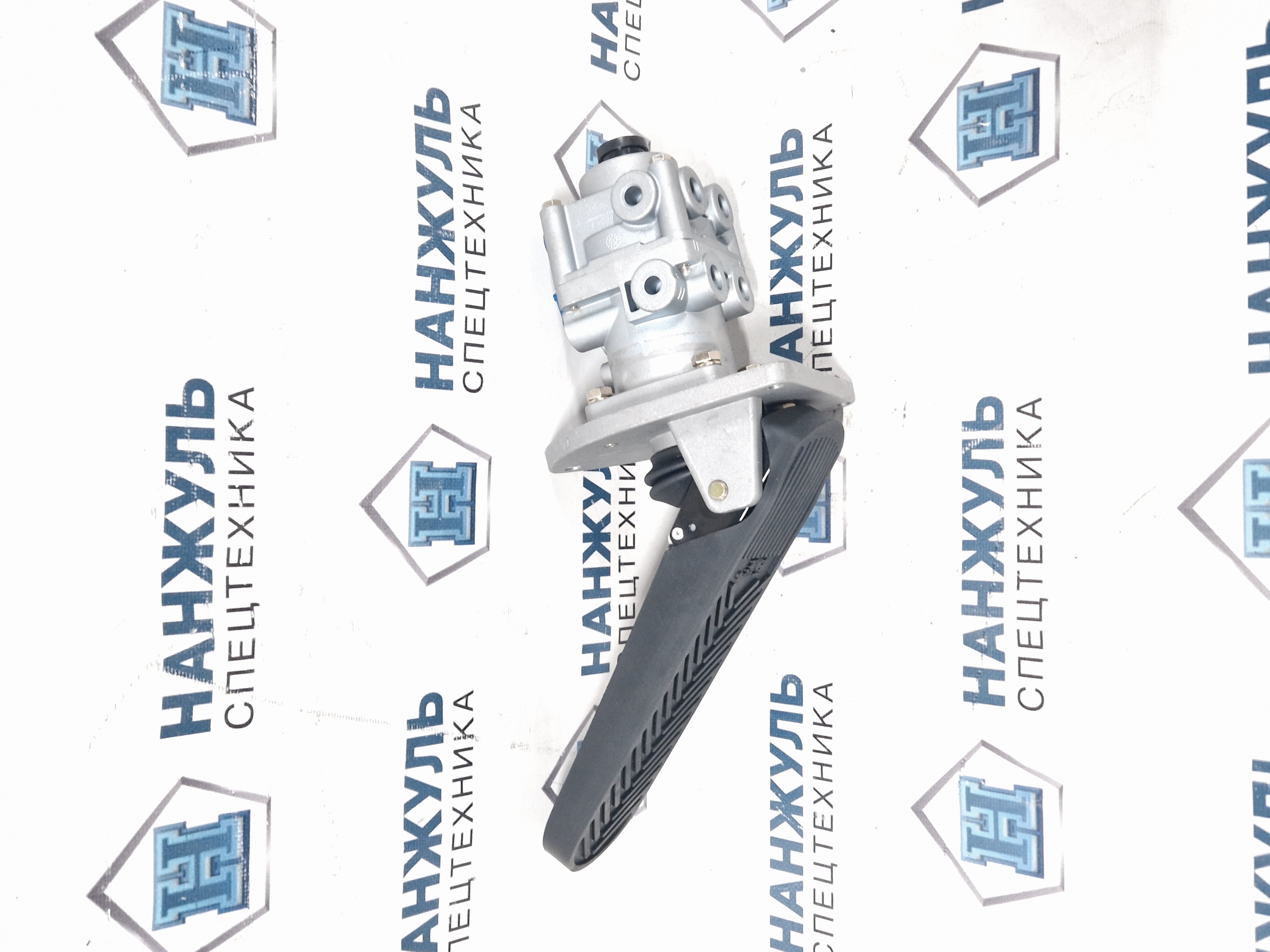 Клапан тормозной ножной XCT 25
