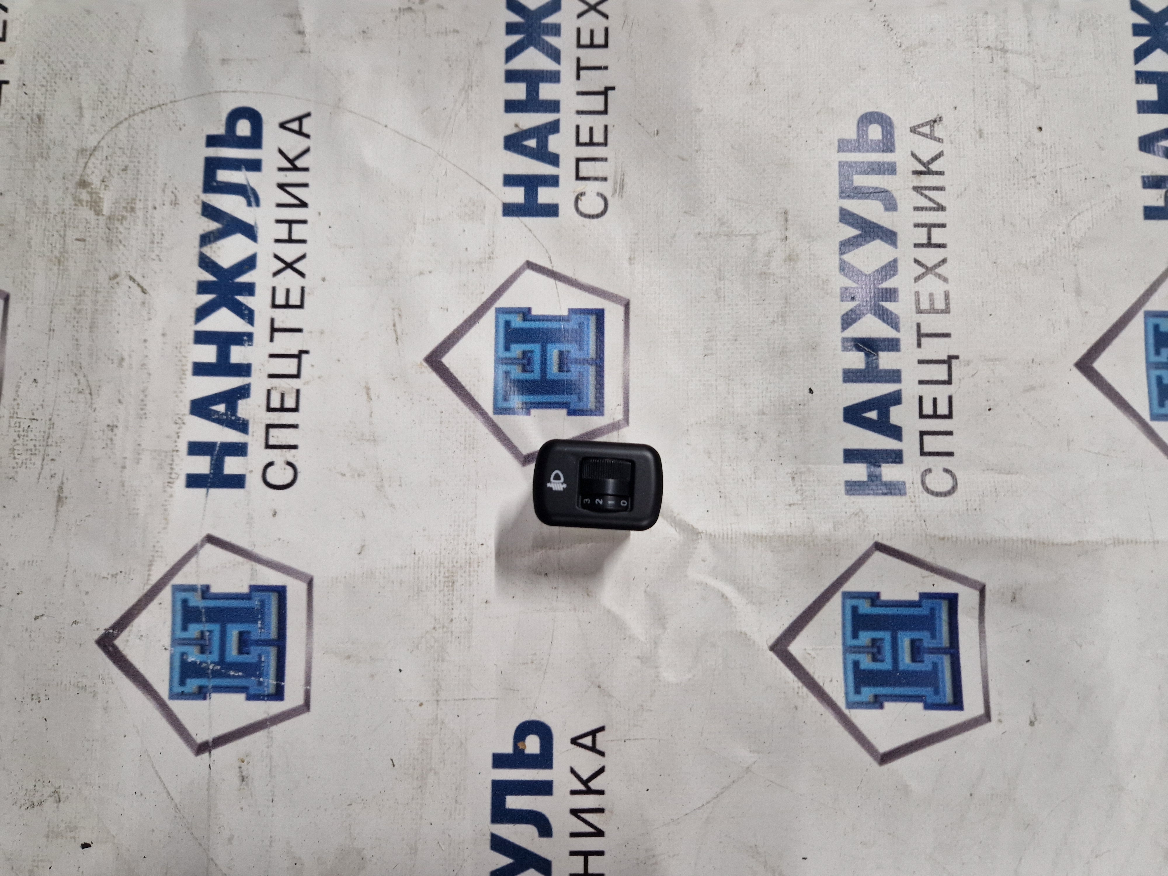 Переключатель корректора фар XCT25,XCT30