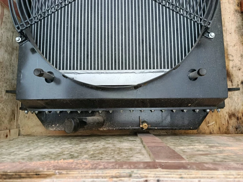 Радиатор в сборе XGSX01-07 Yuchai LW300FN