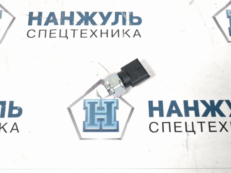 Датчик температуры давления масла XC8-S2570; SR740RU; XC8-S3570