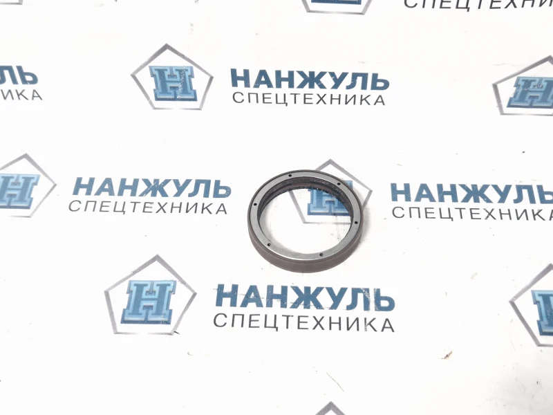 Сальник главного редуктора 160*130*120 XCT25
