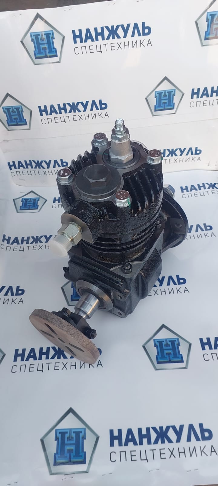 Компрессор воздушный Yuchai 630-3509100А LW300FN