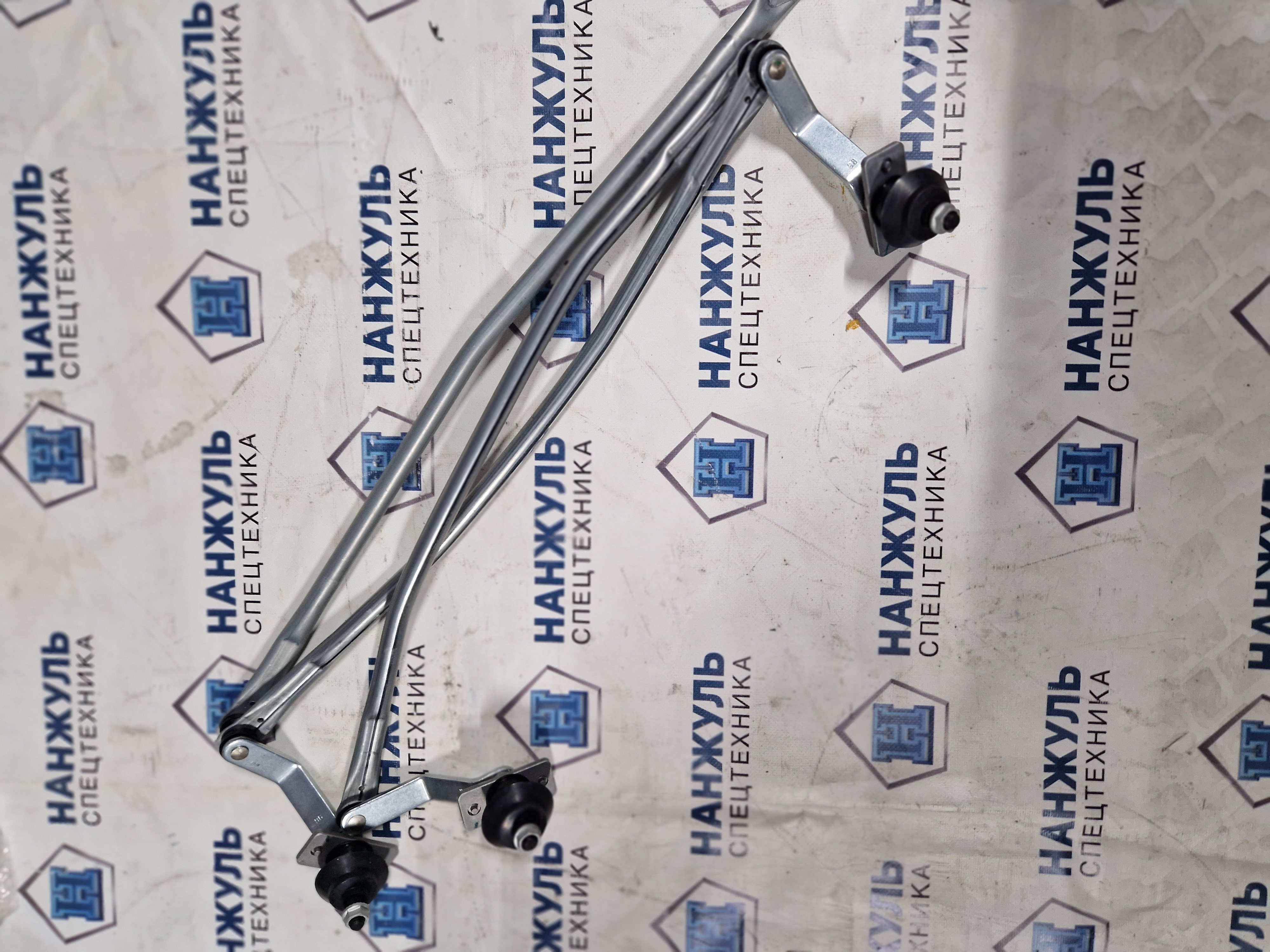 Трапеция стеклоочистителя XCT25