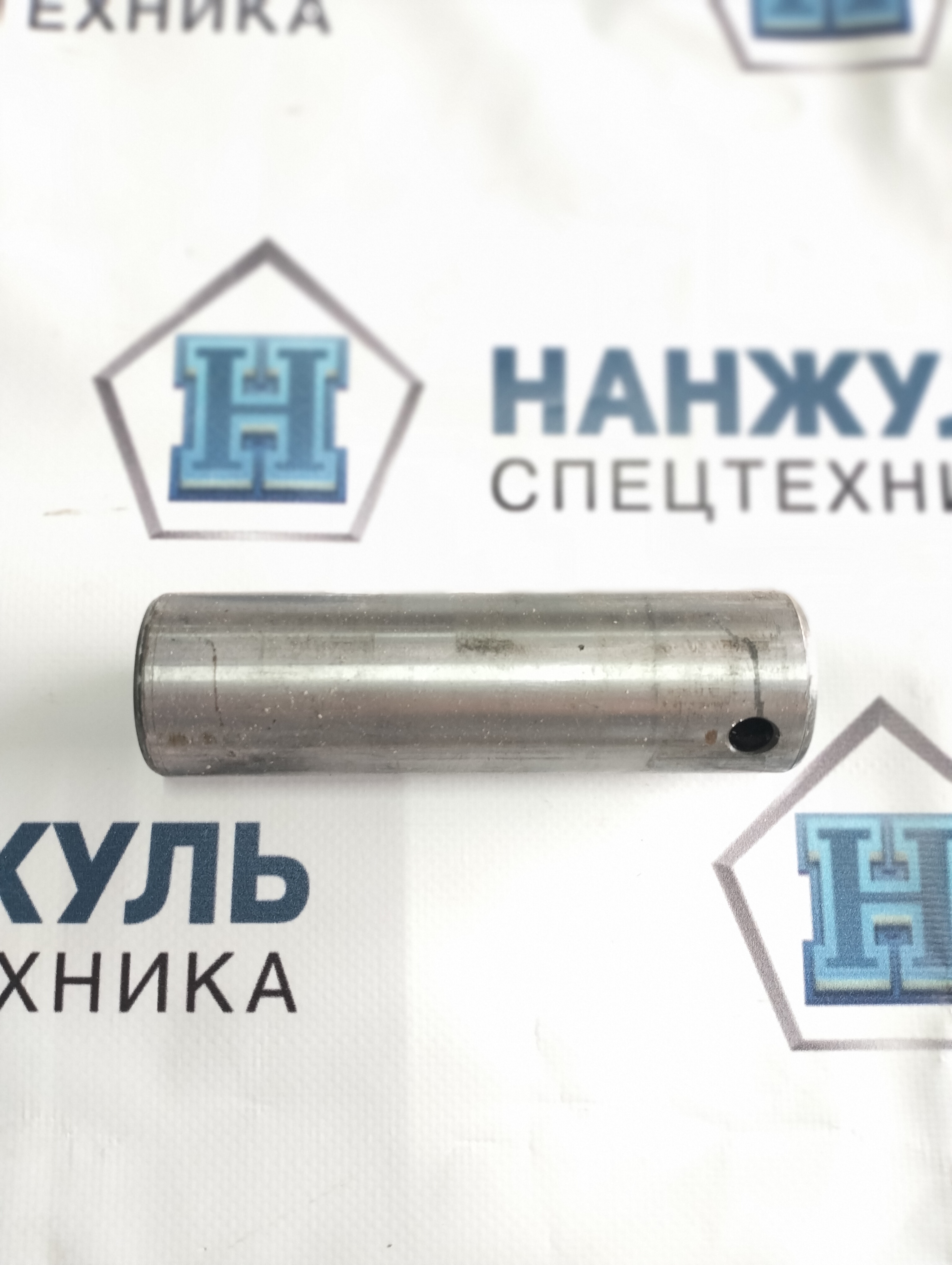 Палец передний цилиндра стрелы ZE40-124N0PD9EG 740K (CN)