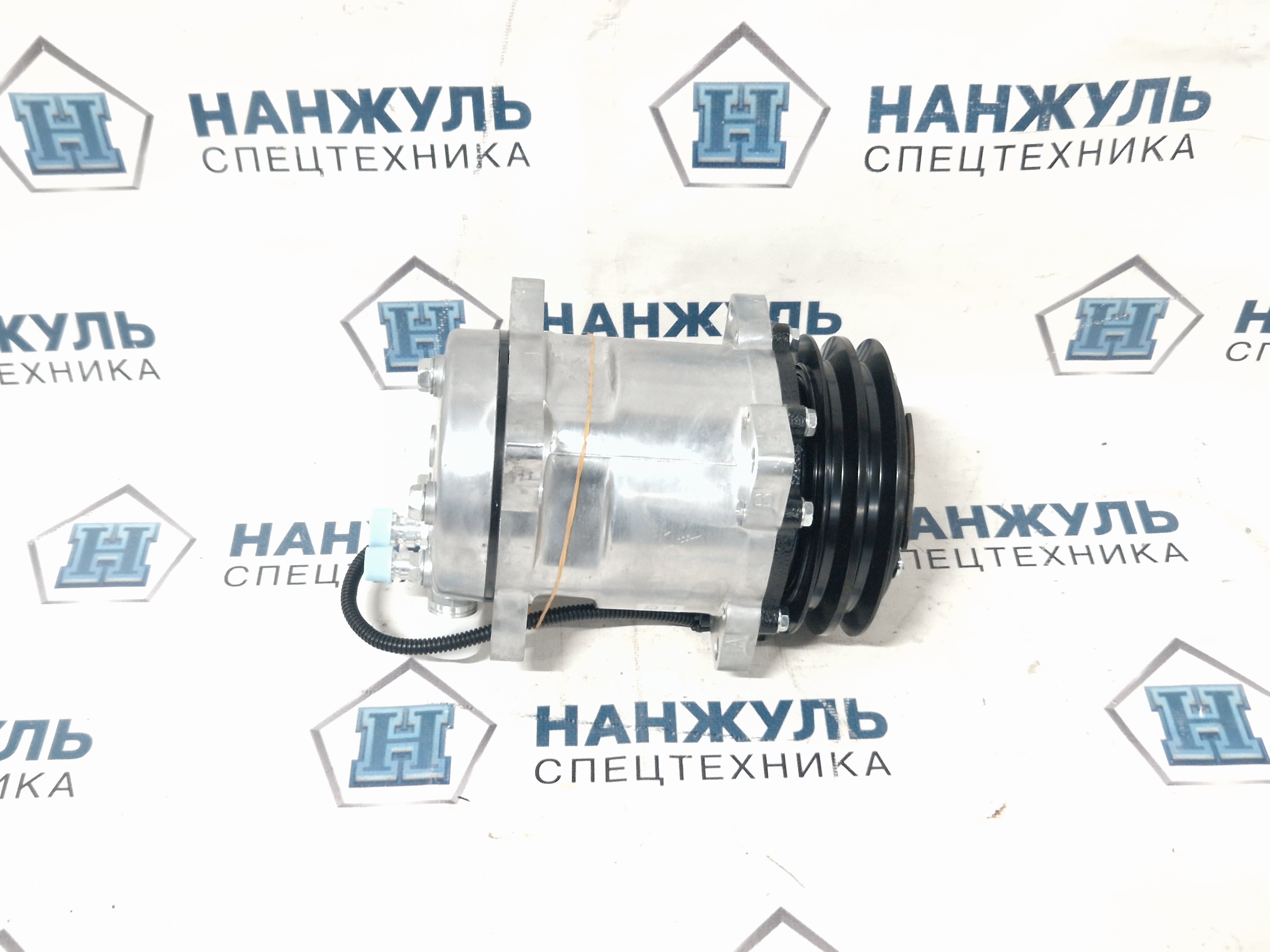 Компрессор кондиционера XCT25.
