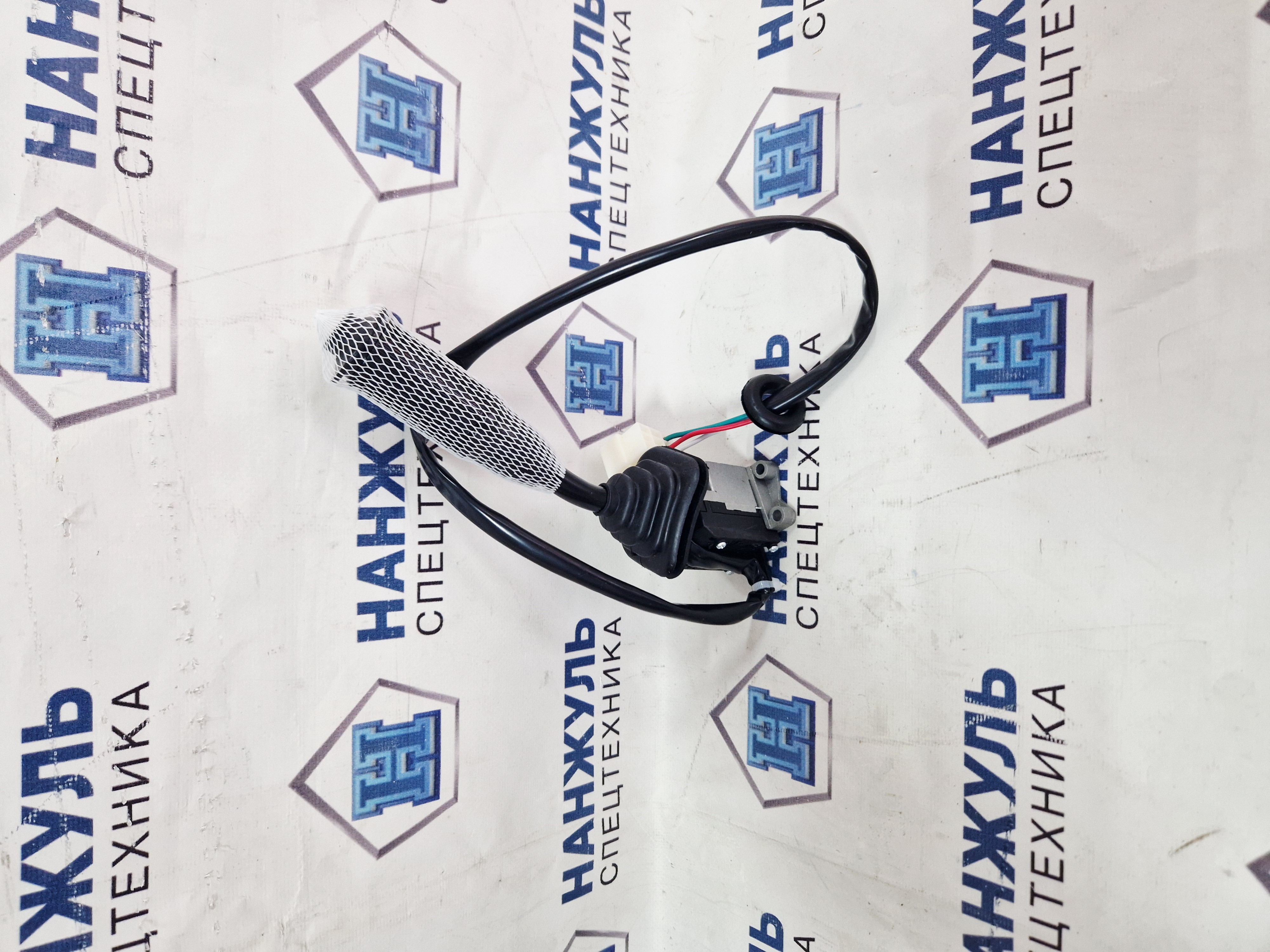 Переключатель подрулевой XS163