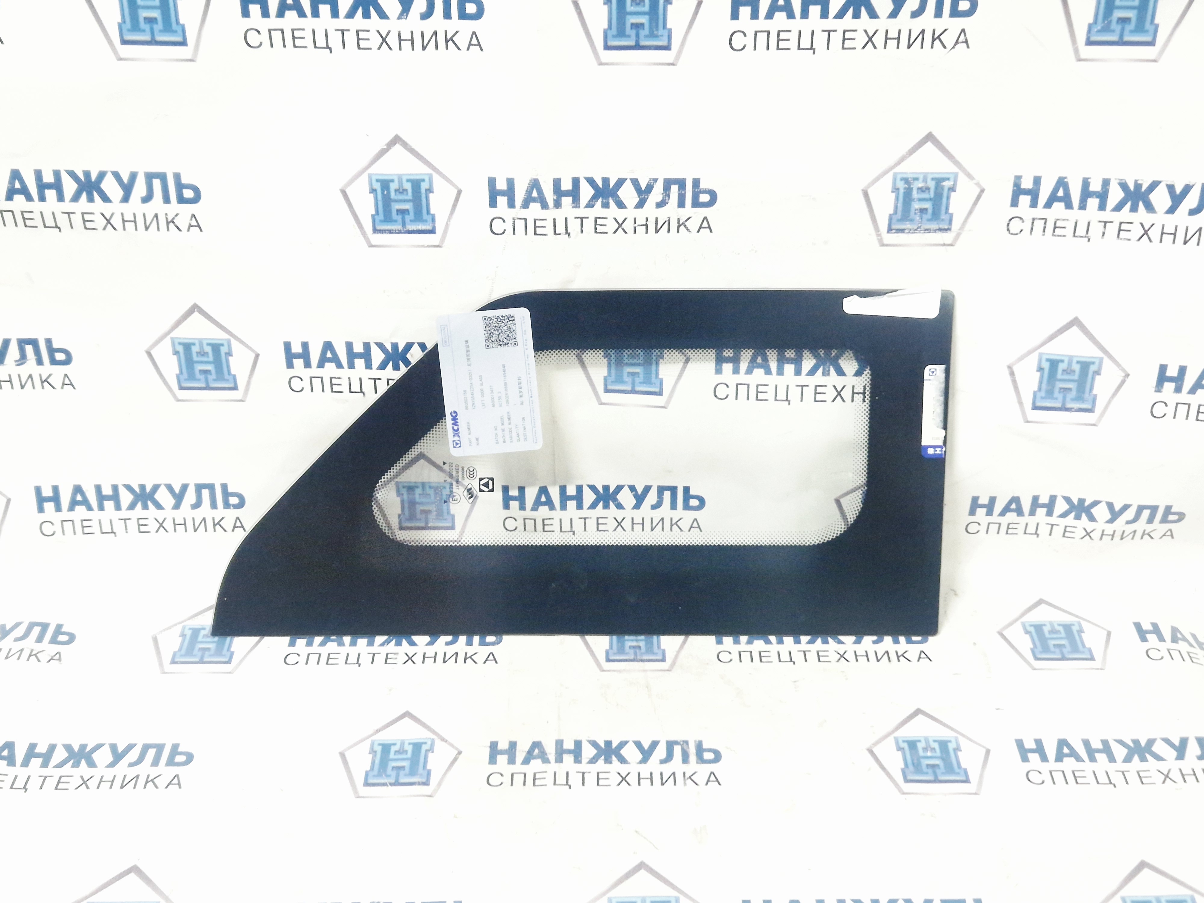 Стеклое левого бокового окна XCT25