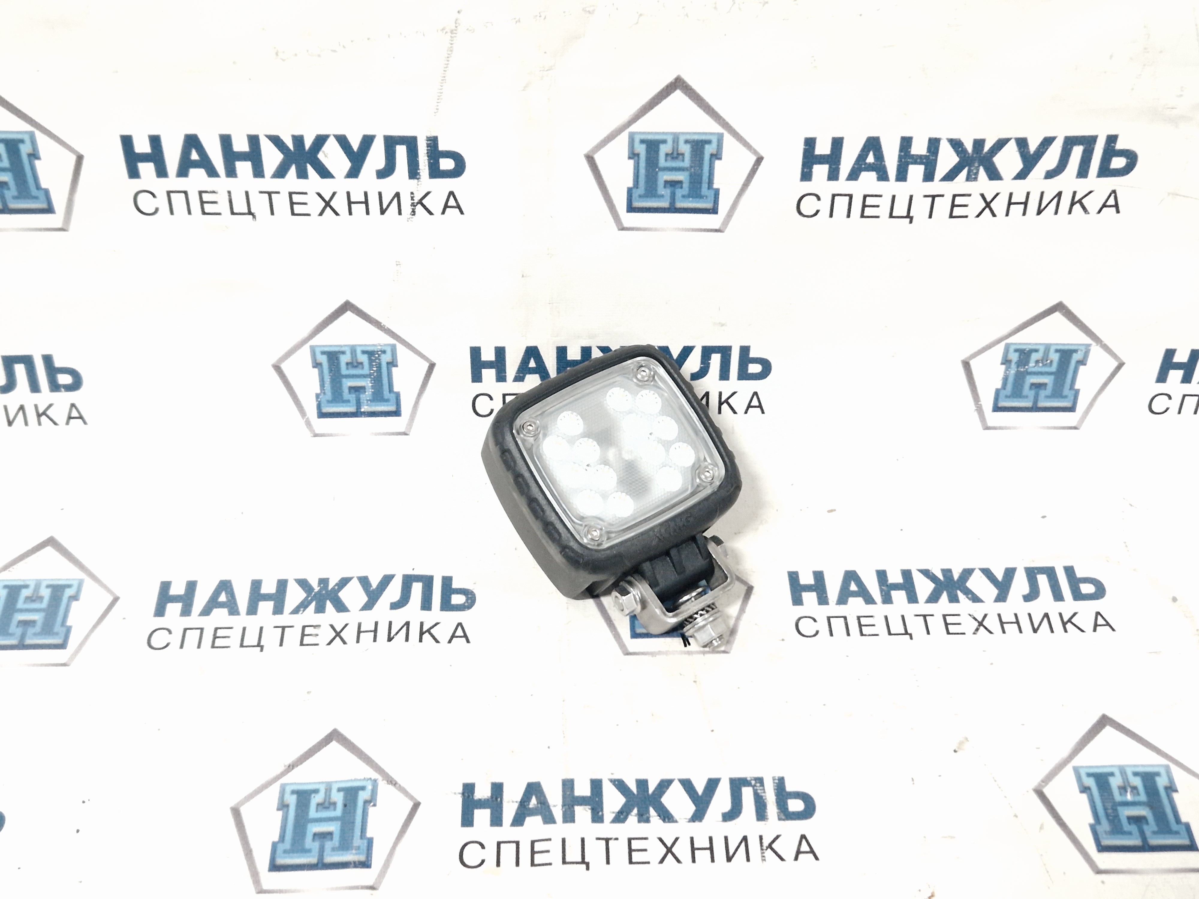 Фара рабочего освещения GR165 GR215 XE215D LW700FV LW700HV XC998