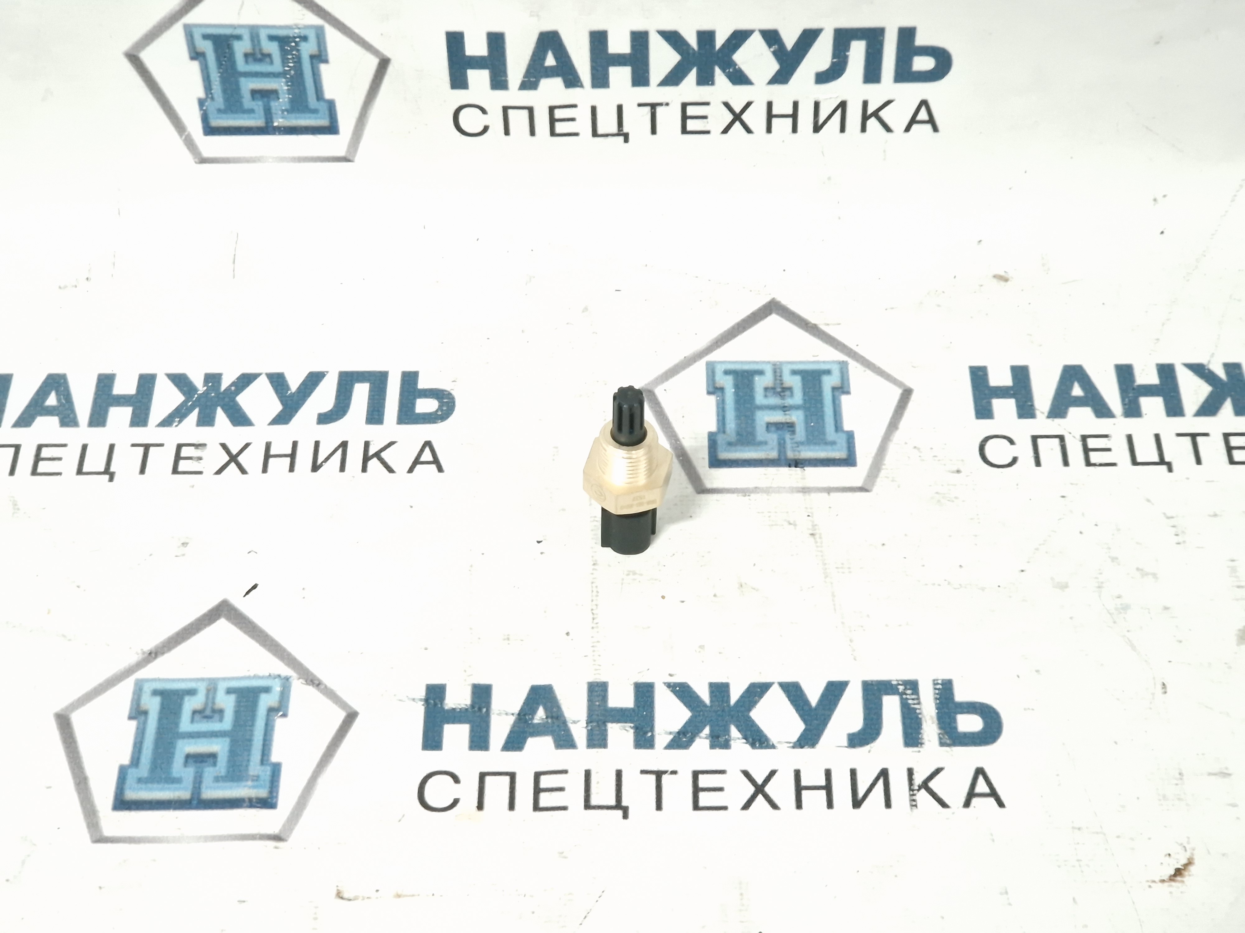 Датчик температуры впускного воздуха XCT25