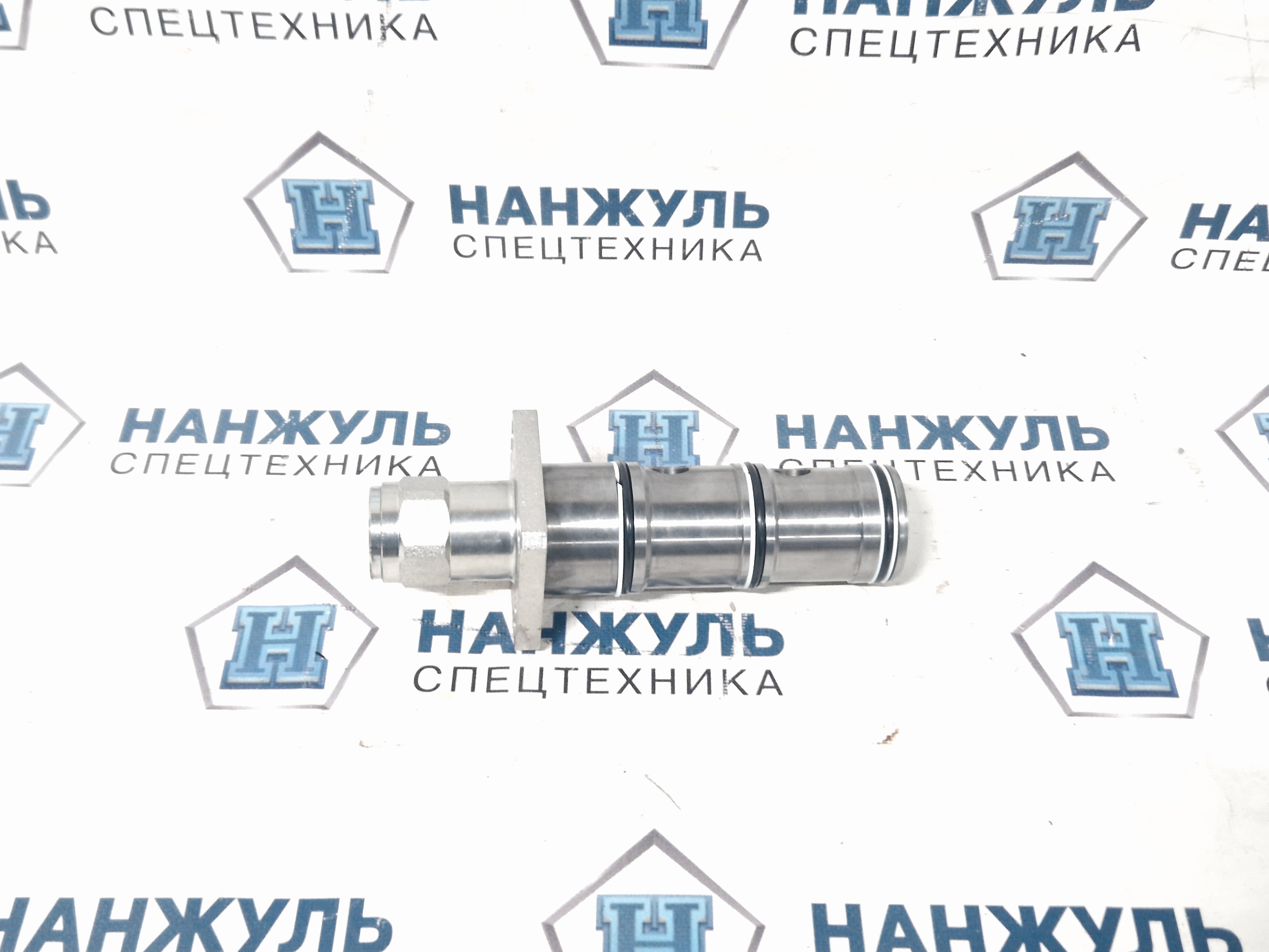 Клапан радвижного цилиндра стрелы XCT25