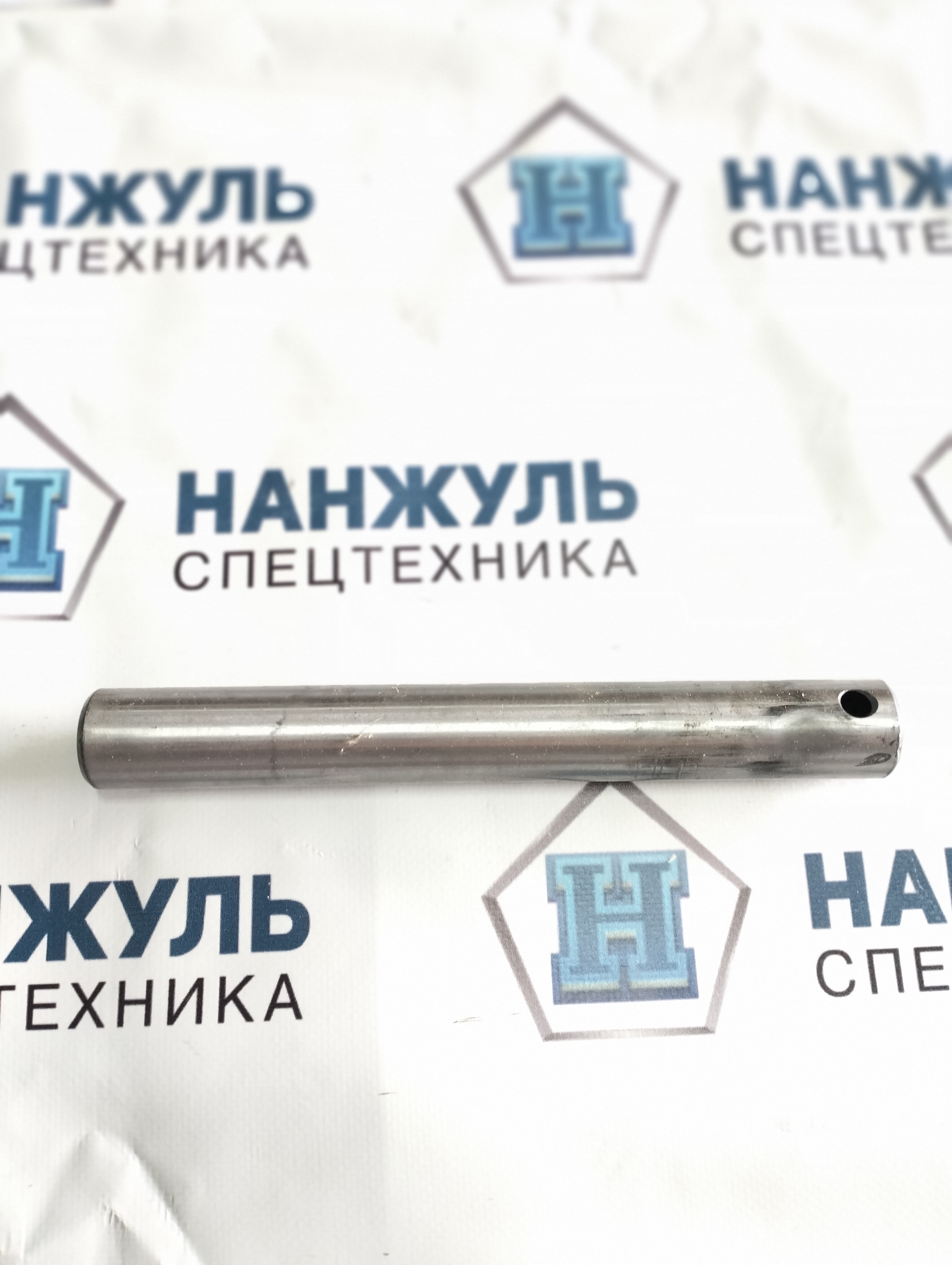 Палец задний г/ц переворота ZE30-223N0PD9EG 740К (CN)