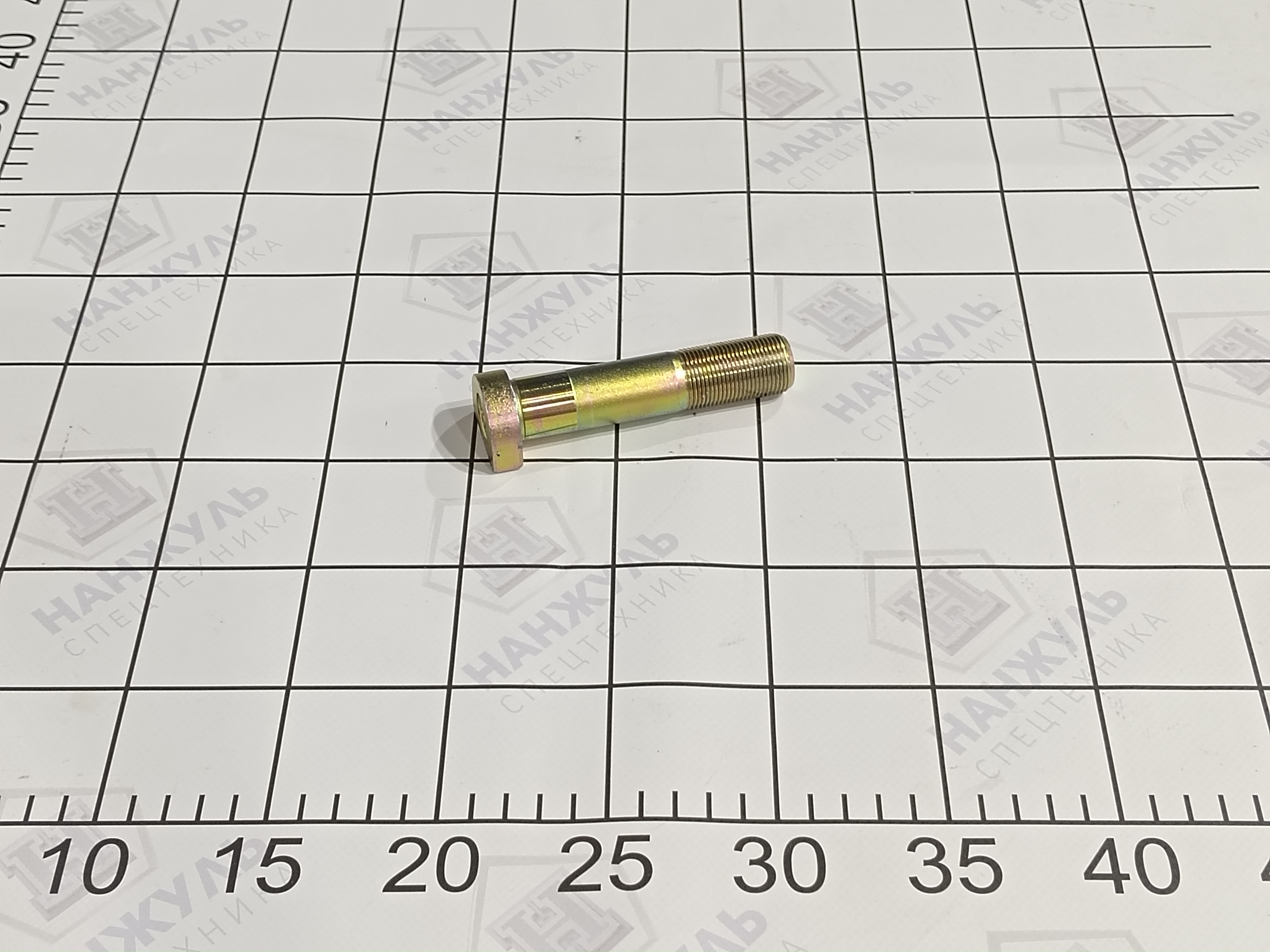 Шпилька колесная XCT25