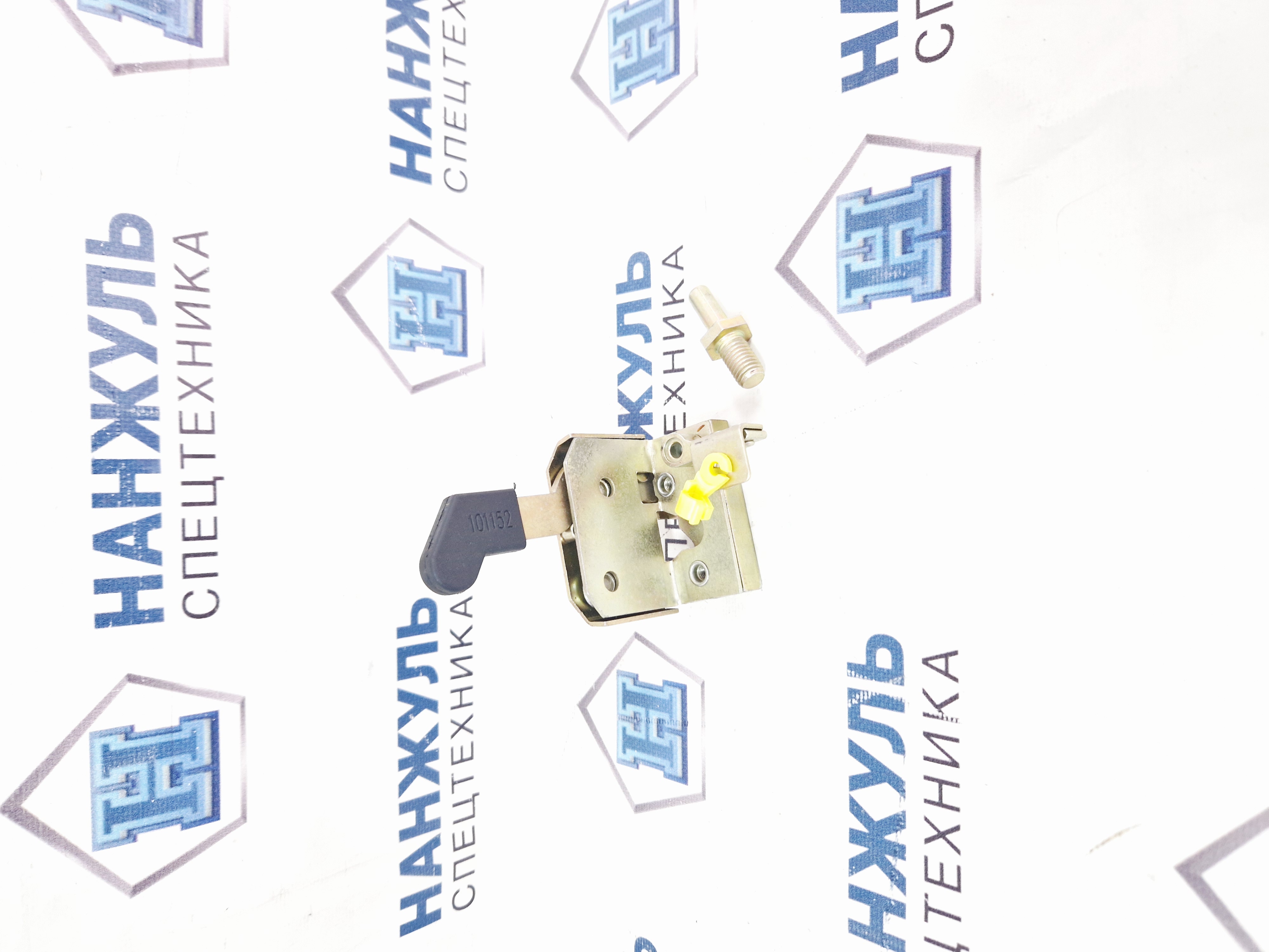 Замок правой двери XS163