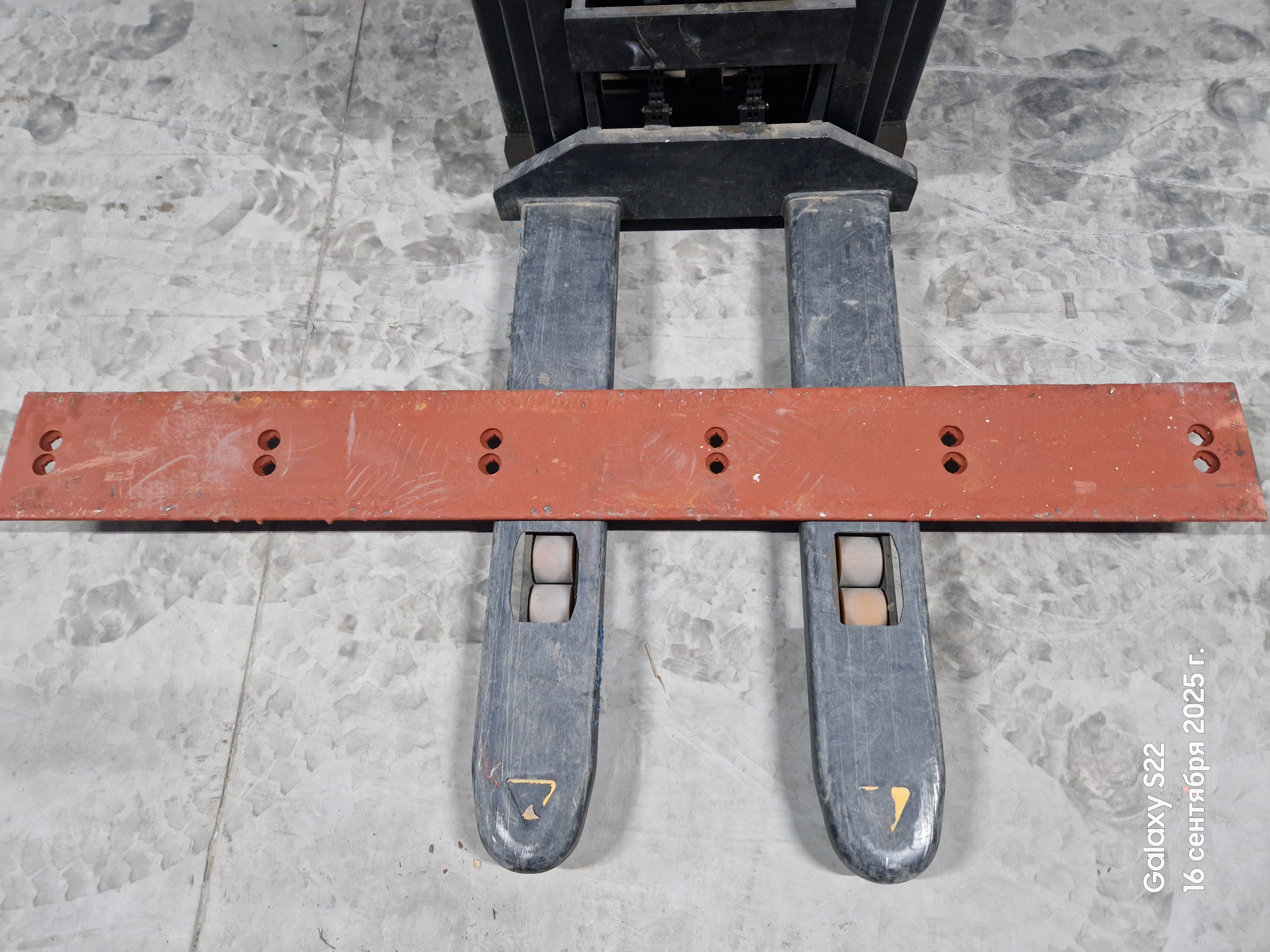 Нож ковша SR760 2015*230*20