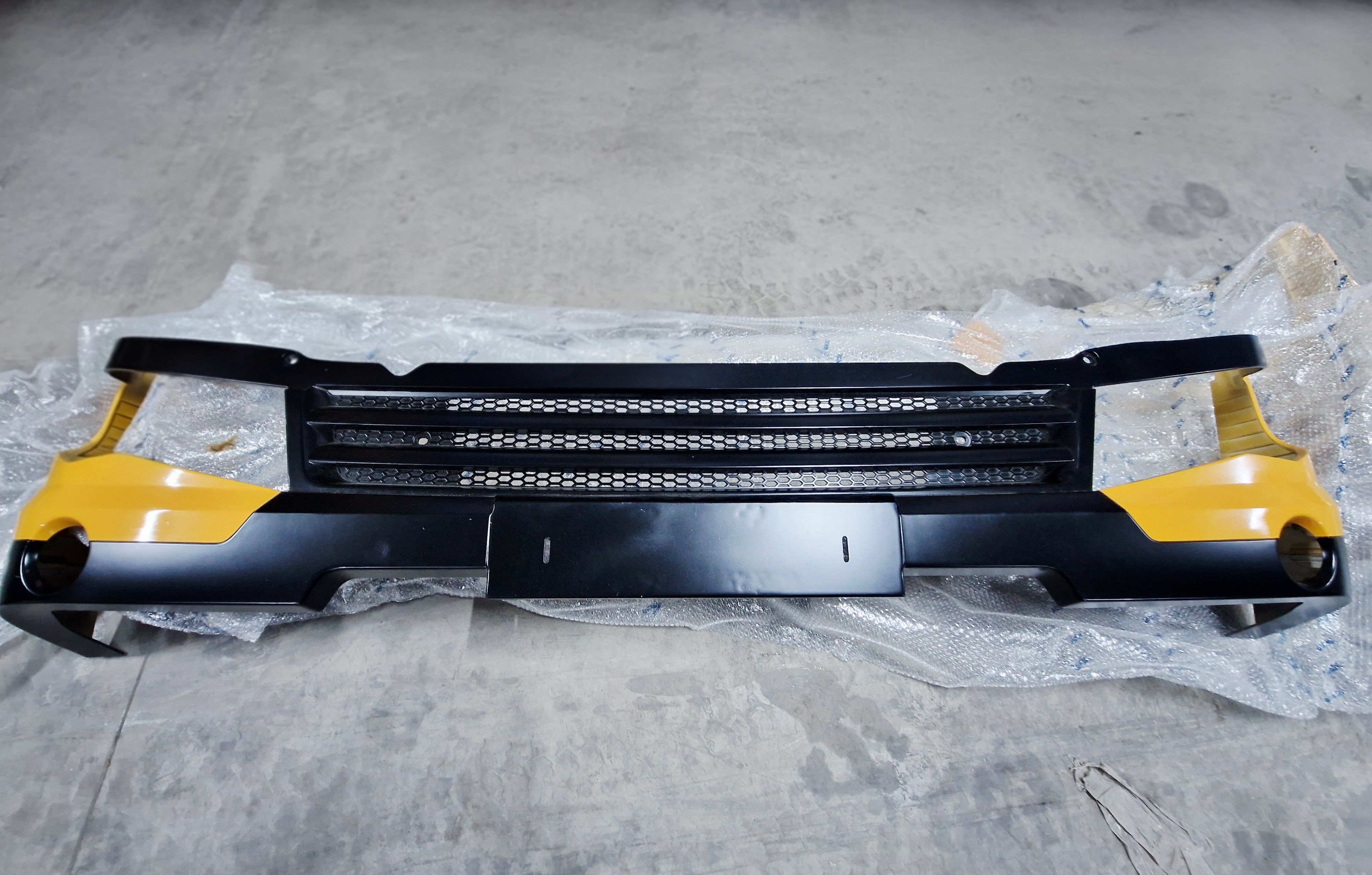 Бампер передний XCT25 XCT30