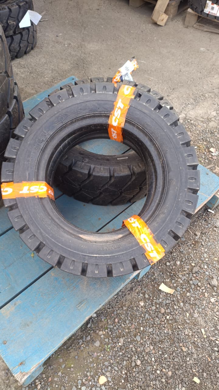 Автошина цельнолитая без диска 28*9-15 NHS CPC35