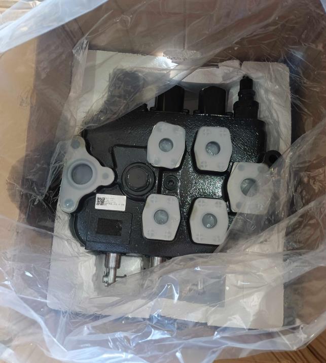 Распределитель 3-х секционный DF25.3C LW300FN
